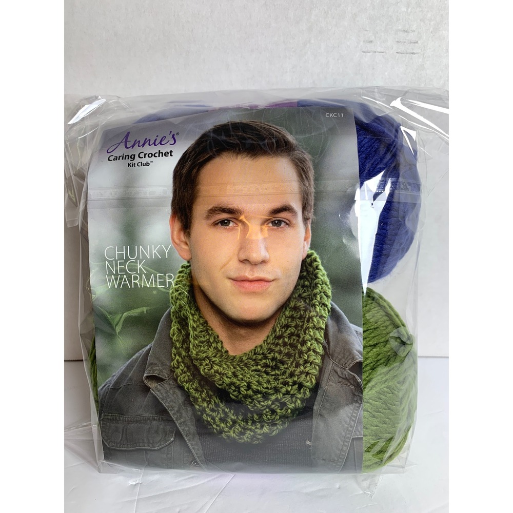 Annie's Caring Crochet Kit Club Chunky Neck Warmer Blue Green Bulky Yarn‎ / Hook